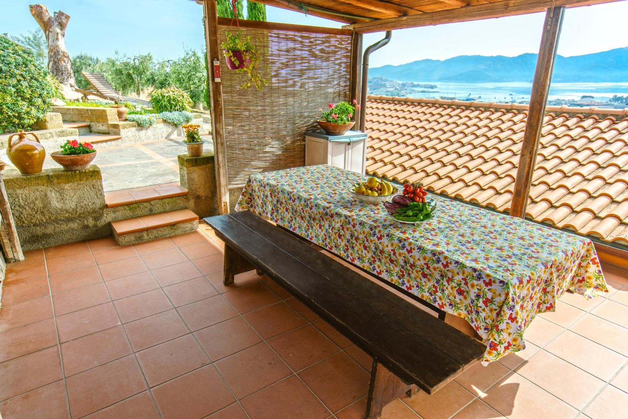 Appartamenti Bellavista By Helloelba Portoferraio Exterior photo